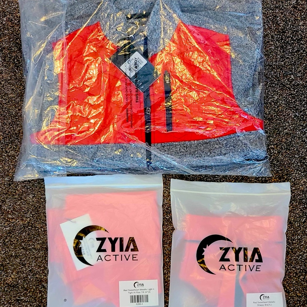 ZYIA Red Cabin Jacket and Red Sweatheart Set